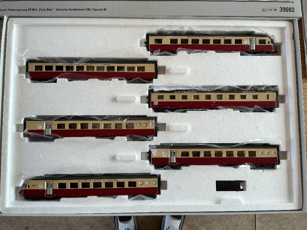Marklin 37547 SBB RAe TEE 6-deligg AC mfx, Wisselstroom, Treinset, Nieuw, Ophalen of Verzenden