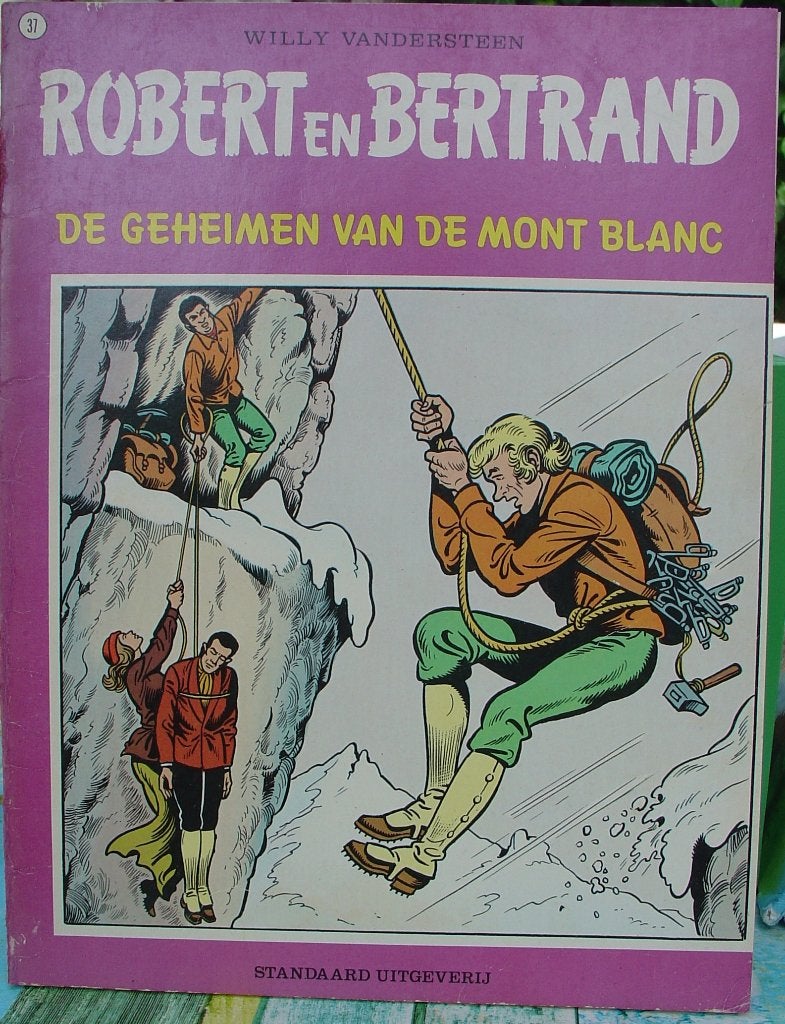 Robert en Bertrand de geheimen van de Mont Blanc stripboek, Gelezen, Willy Vandersteen, Eén stripboek, Ophalen of Verzenden
