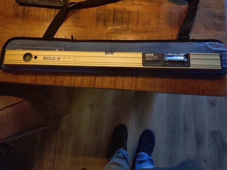 sola tronic waterpas 80 cm, Ophalen, Zo goed als nieuw