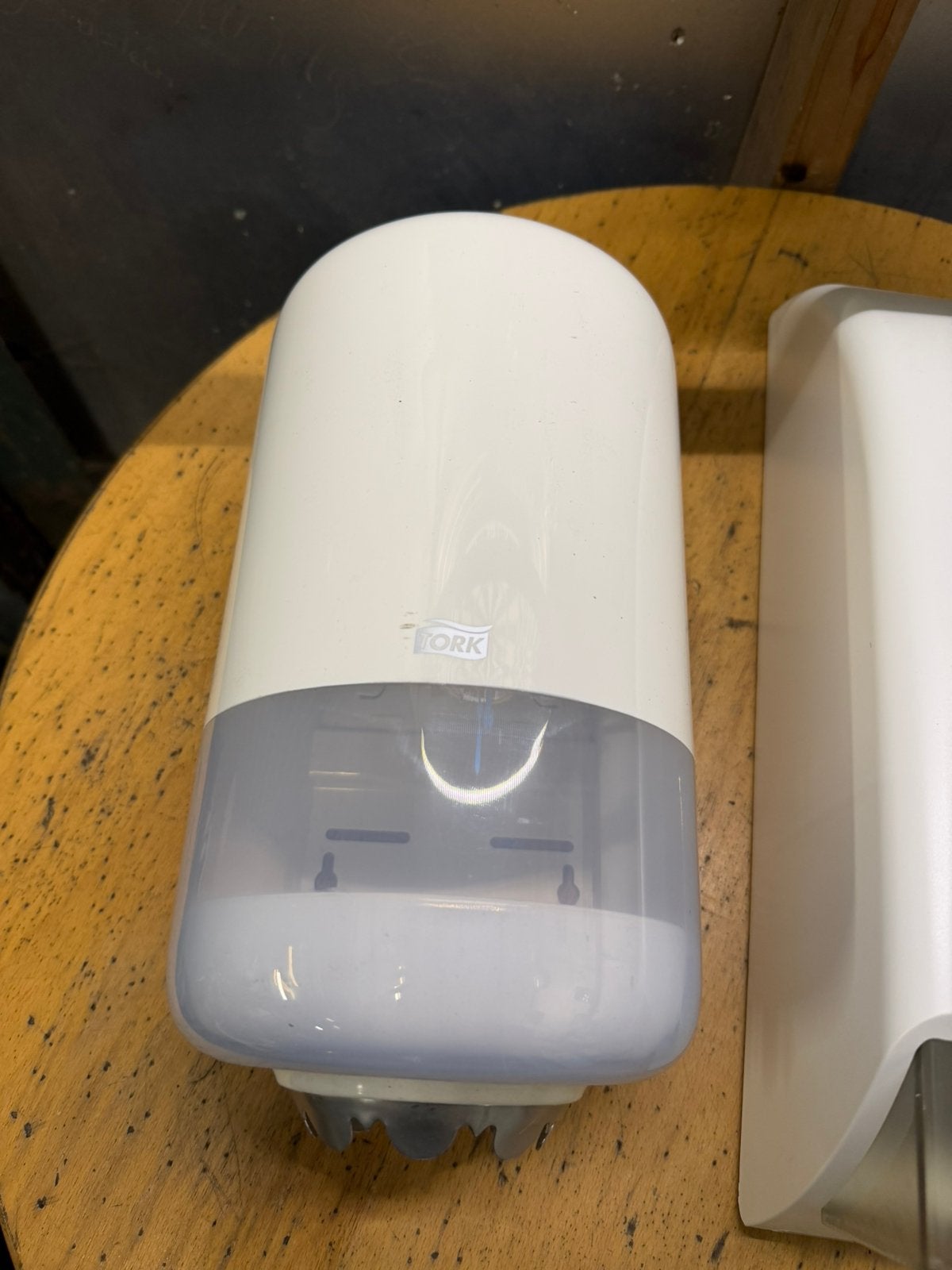 Te koop tork handdoekjes dispensor tork doekjes, Ophalen of Verzenden