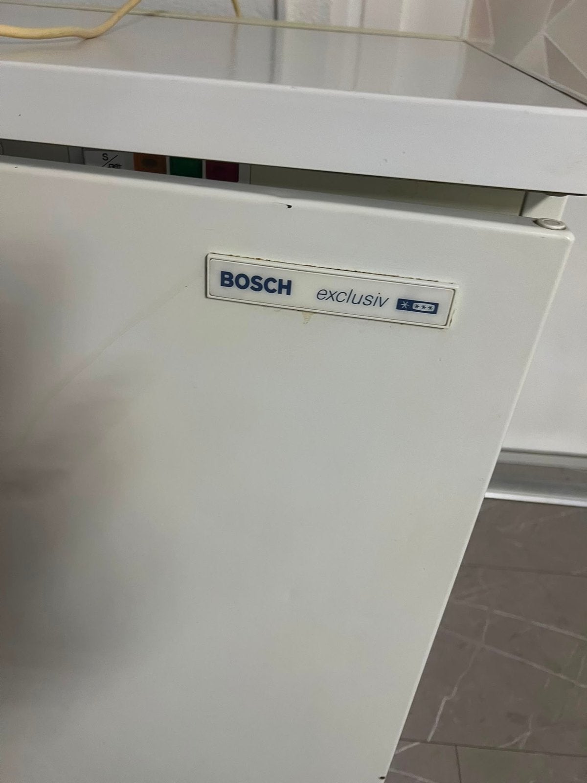 Bosch Exclusiv vriezer met 3 lades, 85 tot 120 cm, Gebruikt, 100 tot 150 liter, Met aparte vriezer