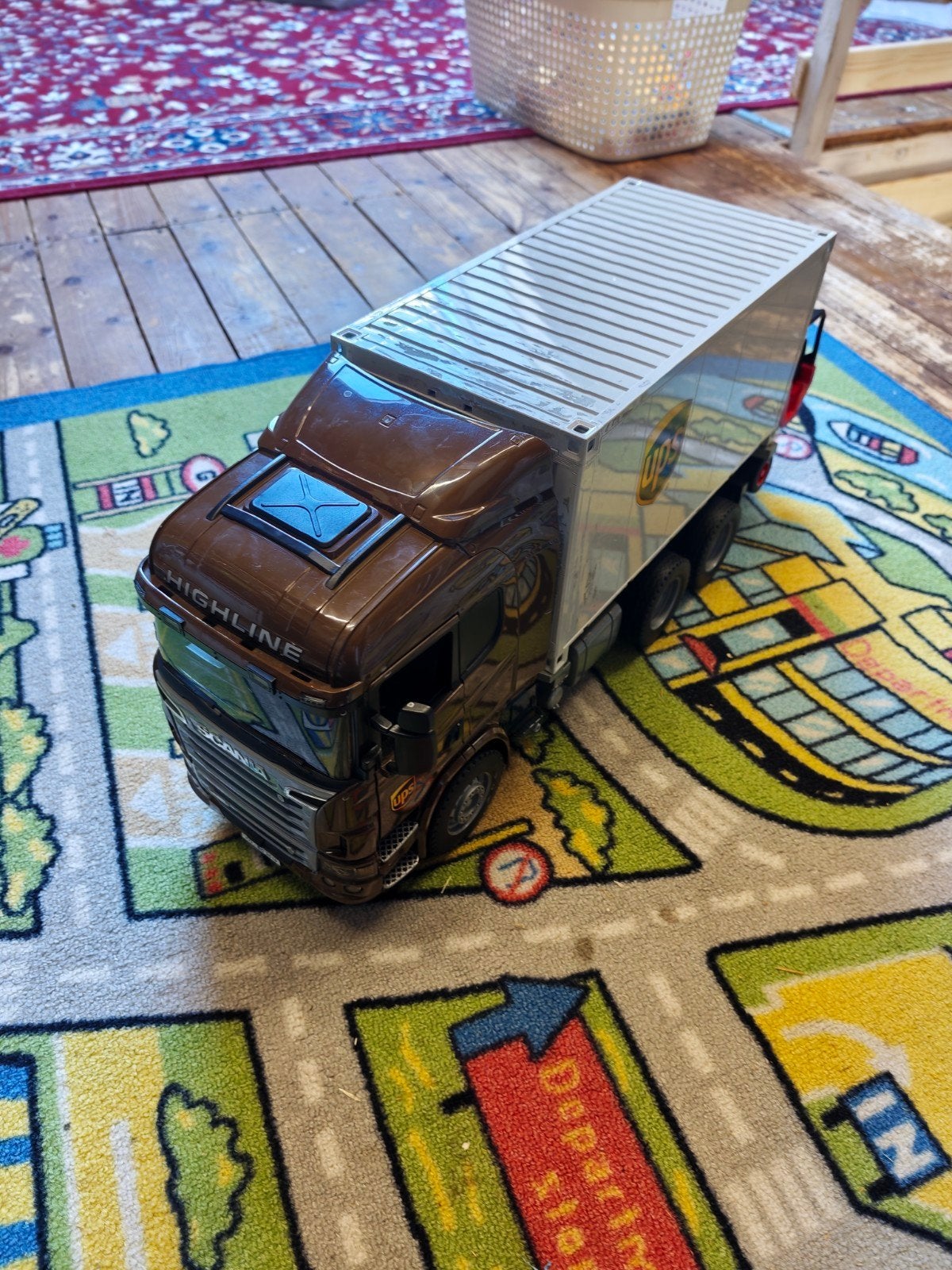Bruder UPS vrachtwagen en hijskraan, Ophalen, Gebruikt, Auto