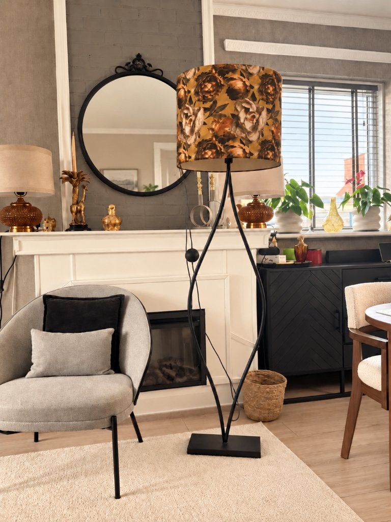 Mooie grote vloerlamp met bijzondere bloemenkap, Huis en Inrichting, Ophalen, Metaal, E27 (groot), Zo goed als nieuw
