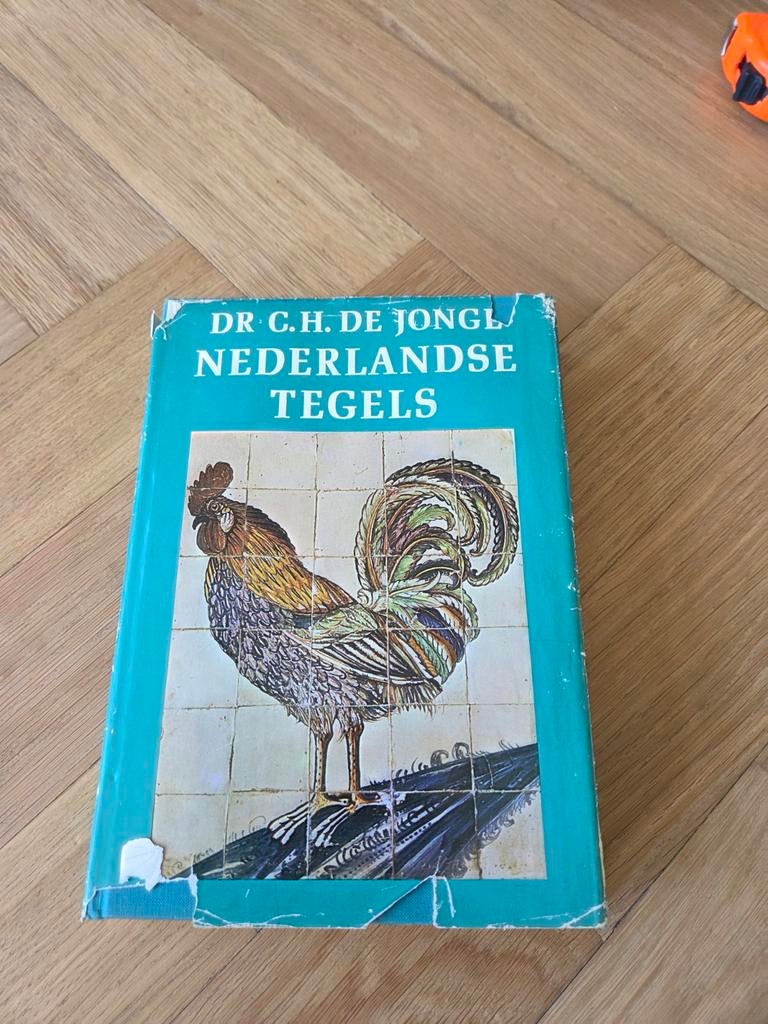 Nederlandse Tegels - Dr. C.H. de Jonge (1971), Boeken, Ophalen of Verzenden, Gelezen, Overige onderwerpen, Dr. C.H. de Jonge