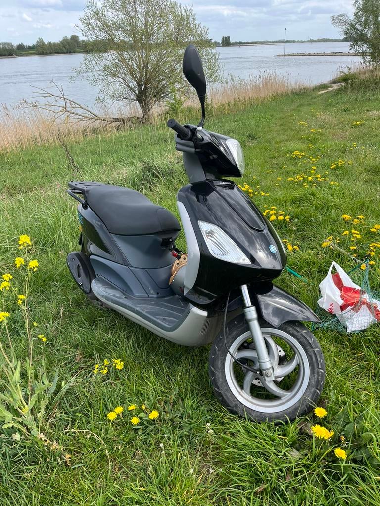 Piaggio fly - geel kenteken TE RUIL!, Ophalen, Maximaal 45 km/u, Zo goed als nieuw, Fly