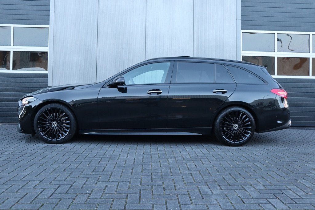 Mercedes-Benz C-Klasse Estate 200 204 pk Launch Edition AMG, Automaat, 4 cilinders, Zwart, 204 pk