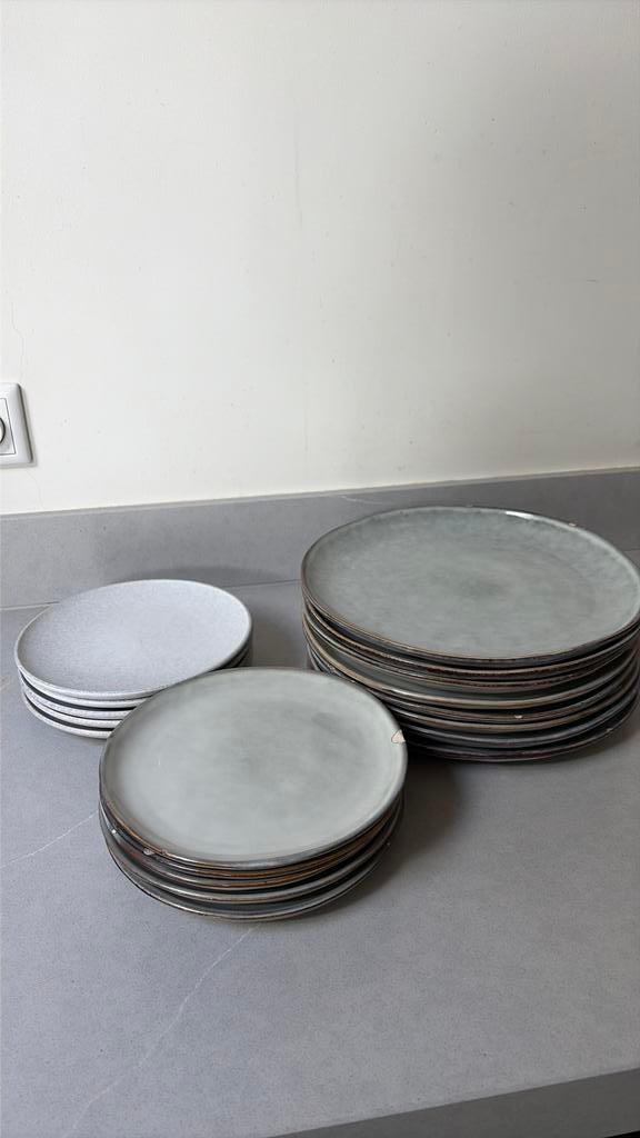 Borden servies Toscane Xenos, Huis en Inrichting, Keuken | Servies, Ophalen, Zo goed als nieuw, Bord(en), Overige stijlen