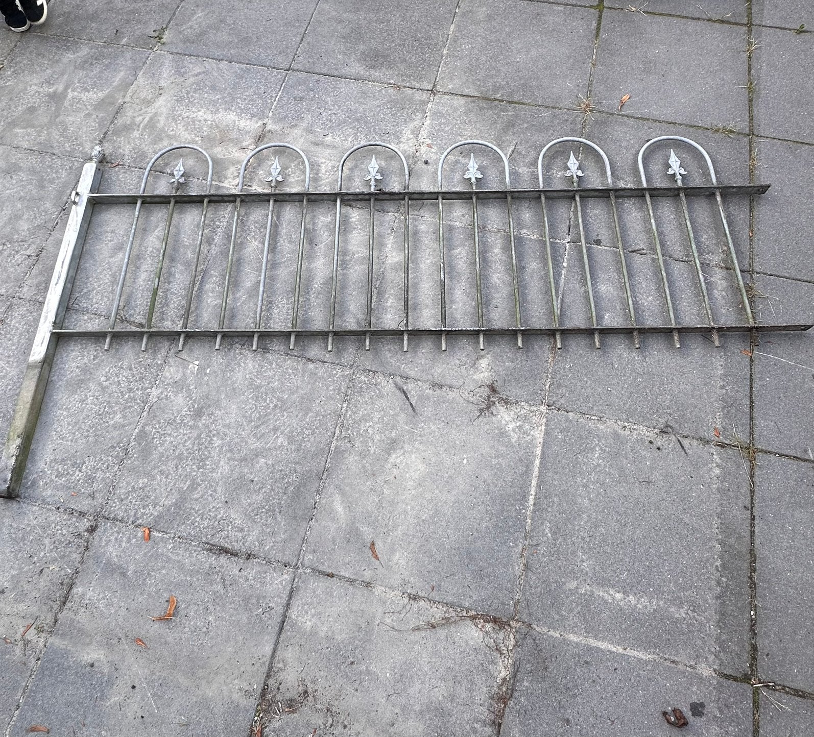 Voortuin hek, Ophalen, Met poort, Gebruikt, Sierhekwerk
