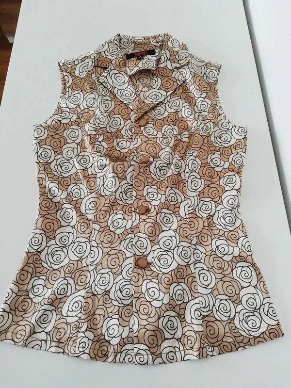 Nieuwe Slim Fit Polyester Satijnen Top met Rozenprint-2000s, Kleding | Dames, Tops, Meerkleurig, Nieuw, Ophalen of Verzenden, Vintage
