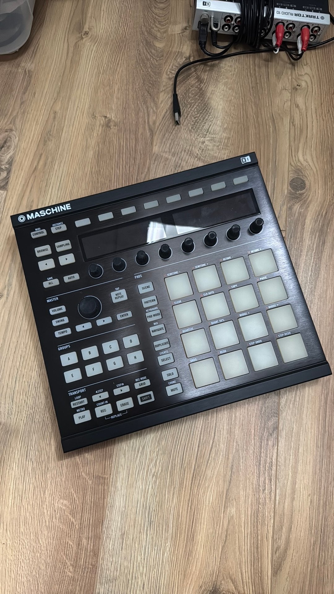 Native Instruments Maschine MK2 black, Ophalen, Zo goed als nieuw