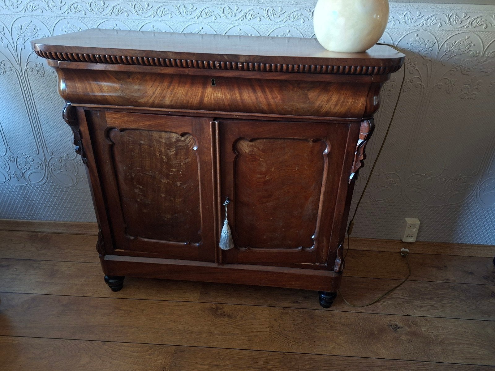 Antieke Mahonie Houten Kast - Klassiek Design, Ophalen of Verzenden