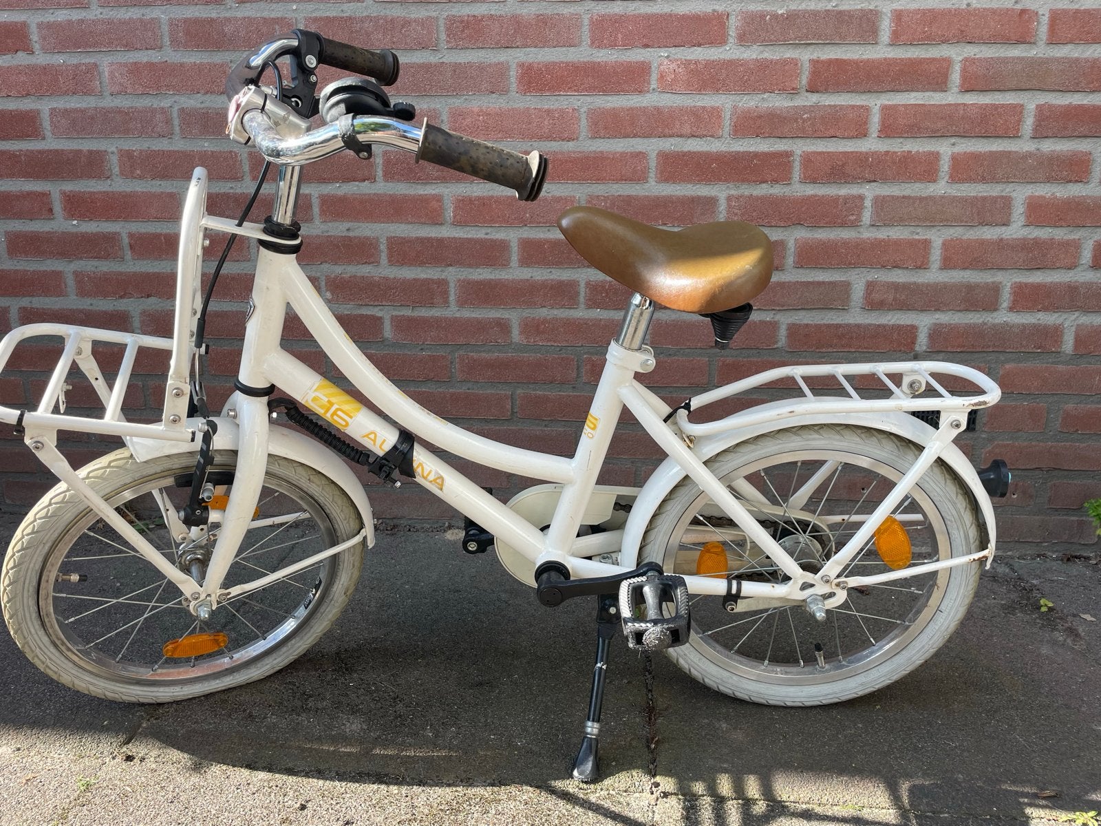 Alpina kinderfiets 16 inch - Voorband lek, Ophalen, Gebruikt, 16 tot 20 inch