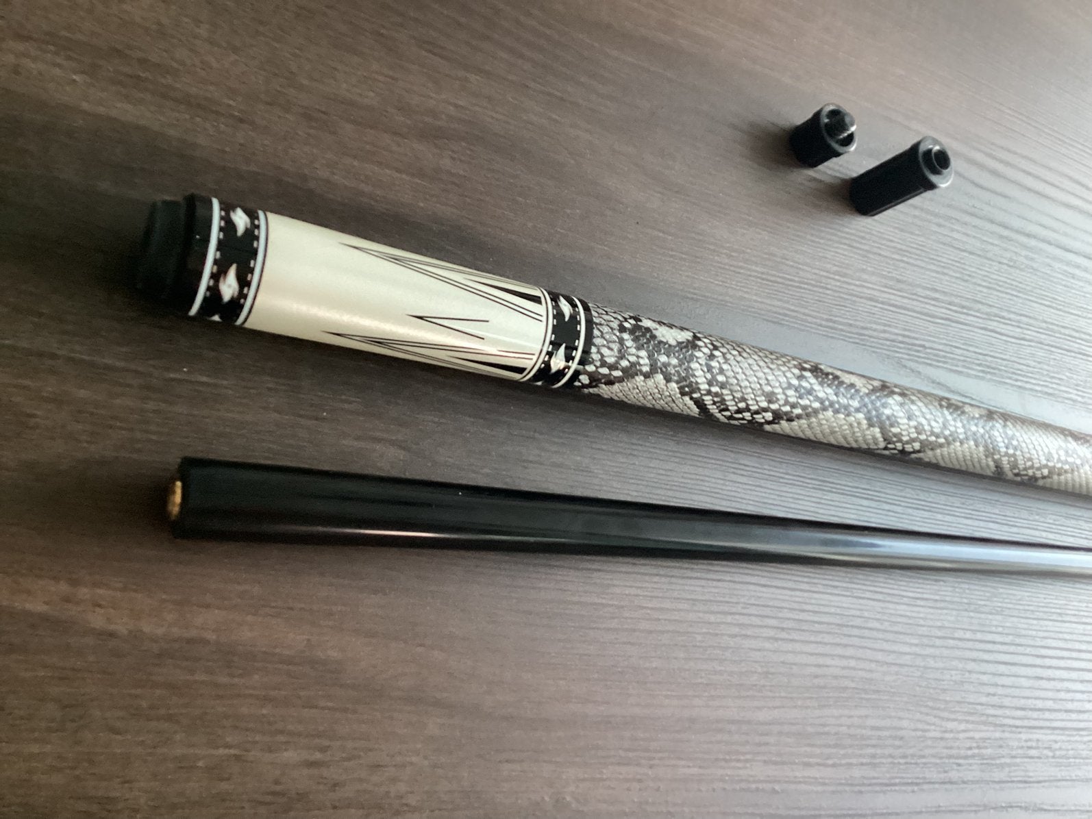 Prachtige biljartkeu ( snooker), Sport en Fitness, Biljarten en Poolen, Ophalen of Verzenden, Zo goed als nieuw, Keu of Ballen