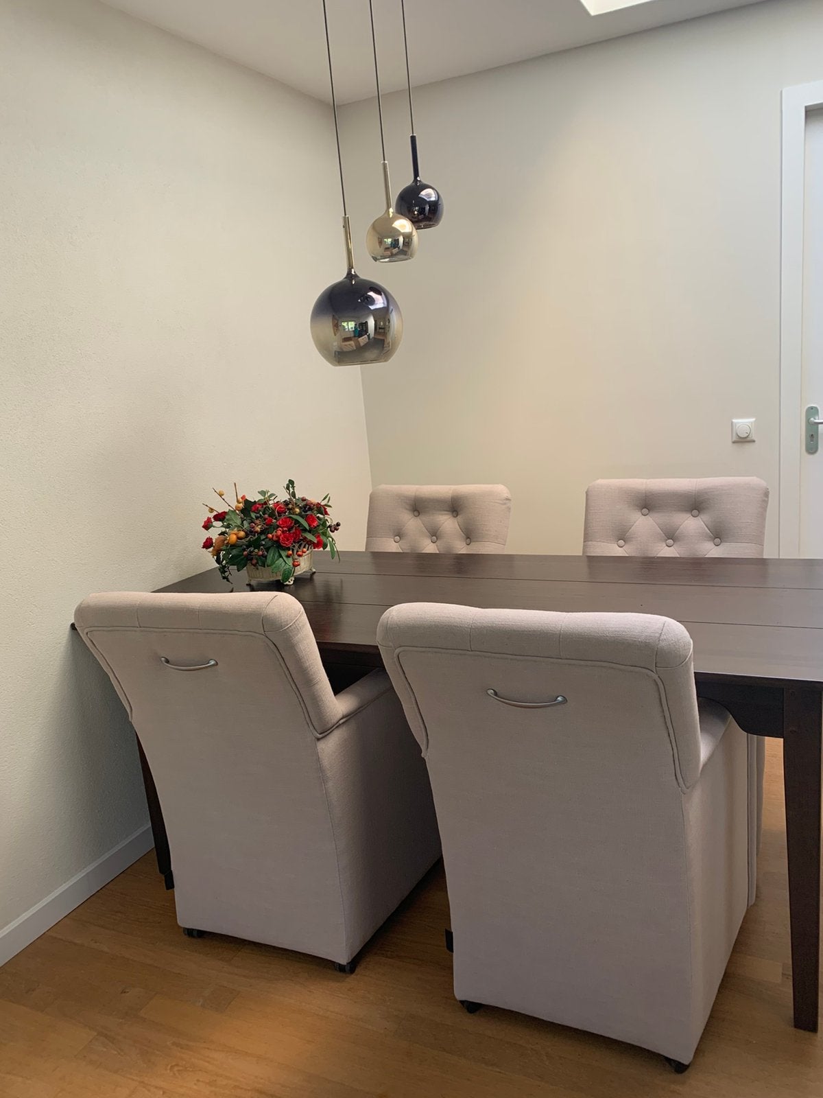 4 URBAN SOFA stoelen met of zonder tafel, Ophalen, Zo goed als nieuw