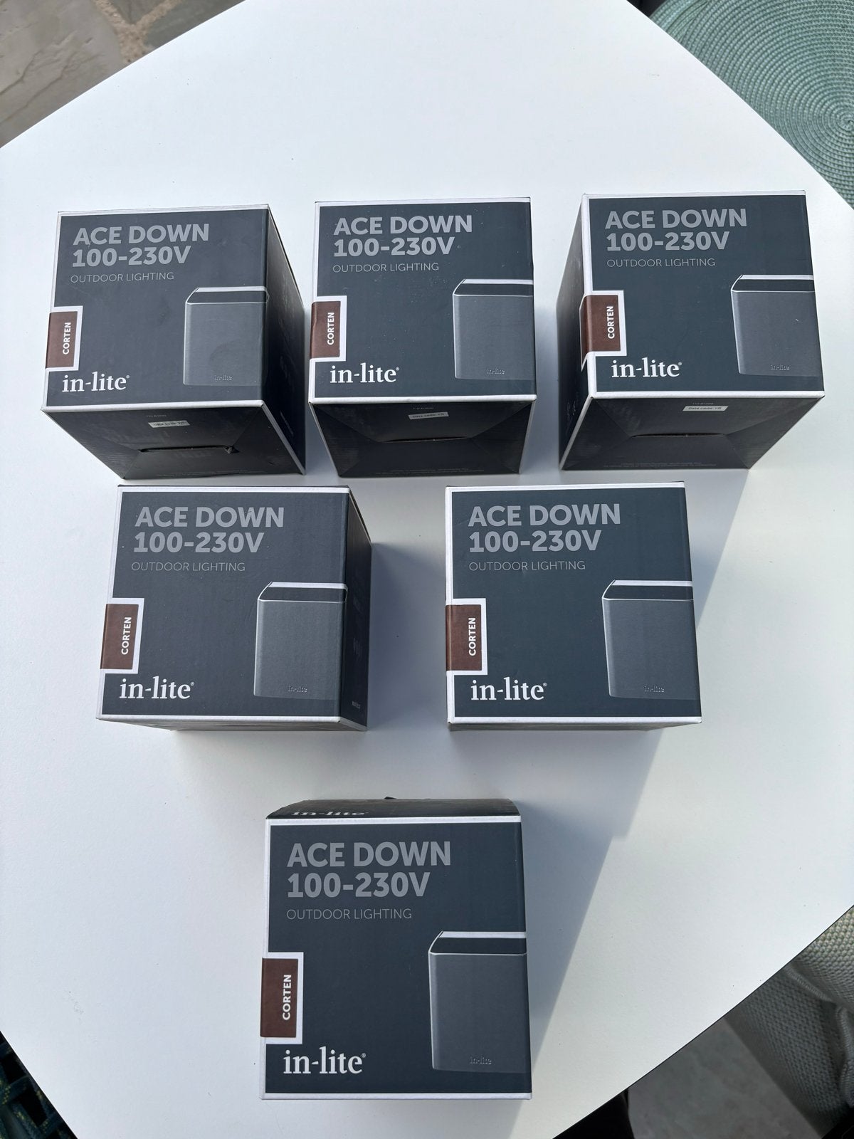 In-lite ACE DOWN CORTEN NIEUW IN DOOS €500 KORTING, Overige materialen, Wandlamp, Nieuw, Ophalen of Verzenden