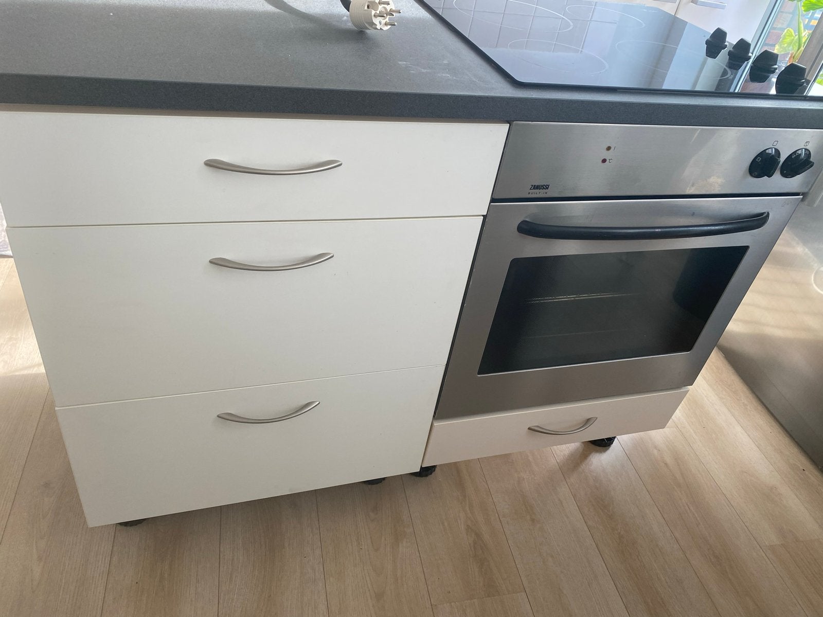 Compact Keukenblok met Oven en Kookplaat, Huis en Inrichting, Keuken | Complete keukens, Gebruikt, Wit, Enkelwandige keuken, Ophalen of Verzenden