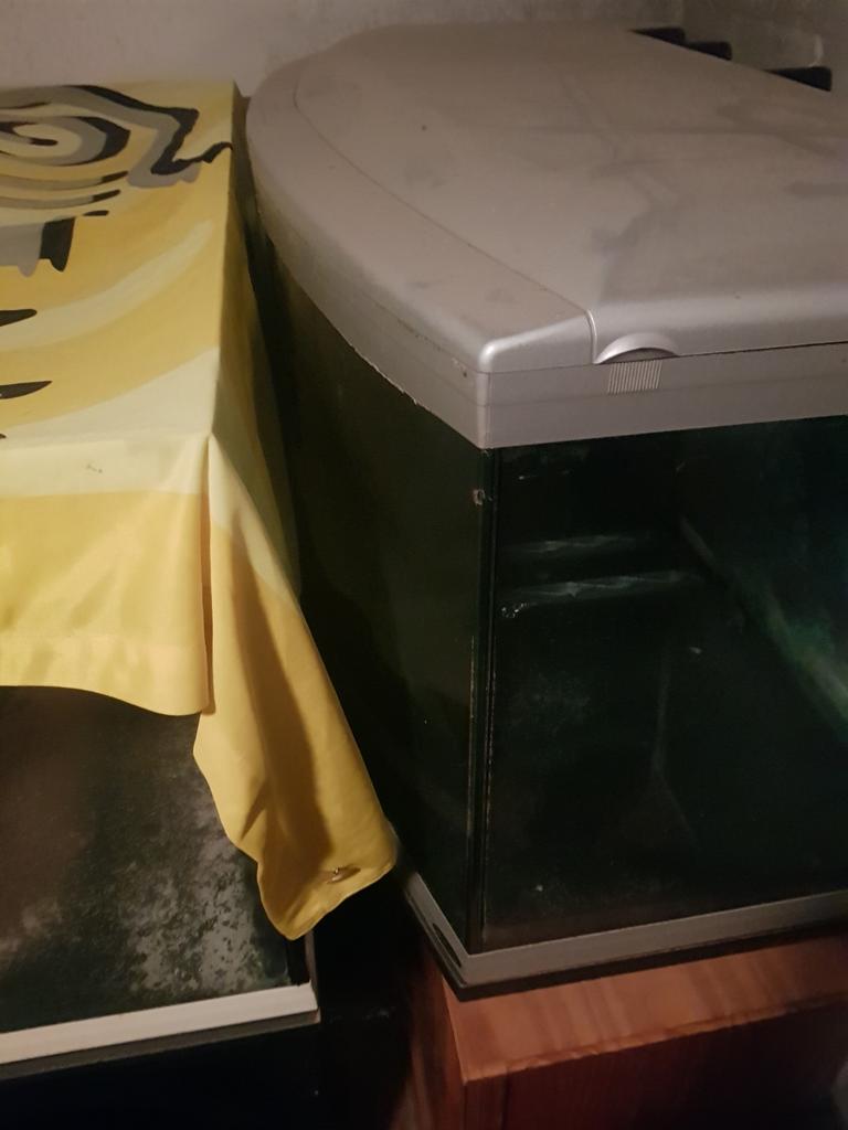 2x ferplast aquarium, Dieren en Toebehoren, Vissen | Aquaria en Toebehoren, Leeg aquarium, Ophalen of Verzenden