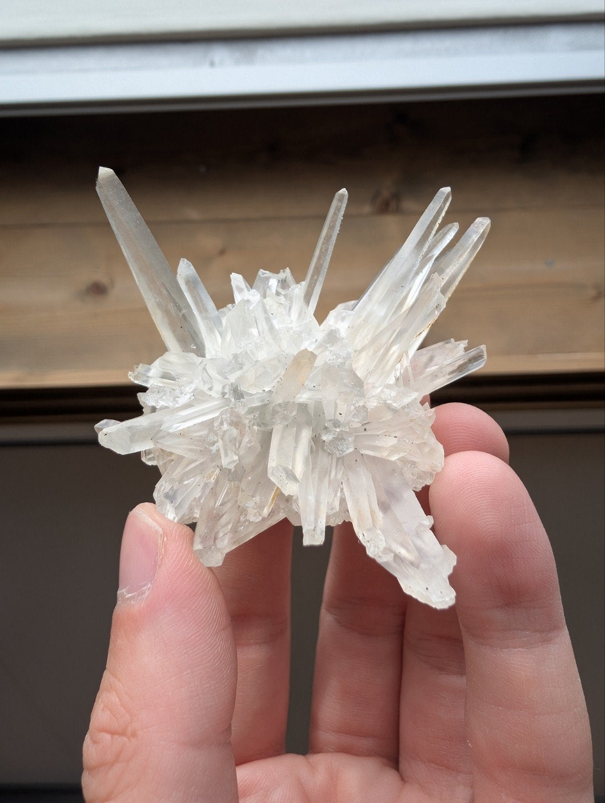 Bergkristal uit de Septemvri mijn in Bulgarije, Verzamelen, Mineralen en Fossielen, Ophalen of Verzenden, Mineraal