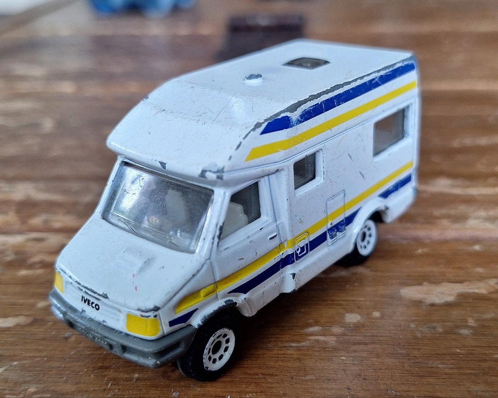 Siku 1022 Iveco Daily camper miniatuurauto schaal 1:55, Ophalen of Verzenden, Gebruikt, Overige typen, SIKU