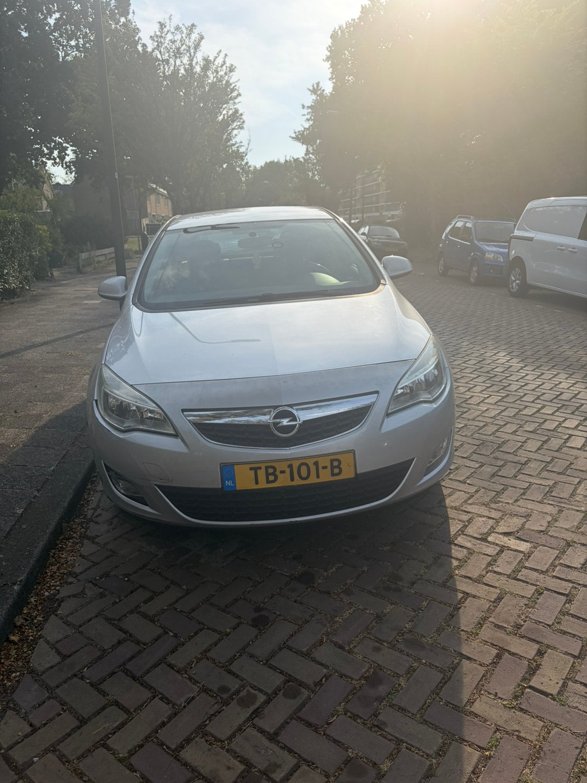 Opel Astra 1.4 Turbo 88KW 2010 Grijs, Voorwielaandrijving, 680 kg, 4 cilinders, Handgeschakeld