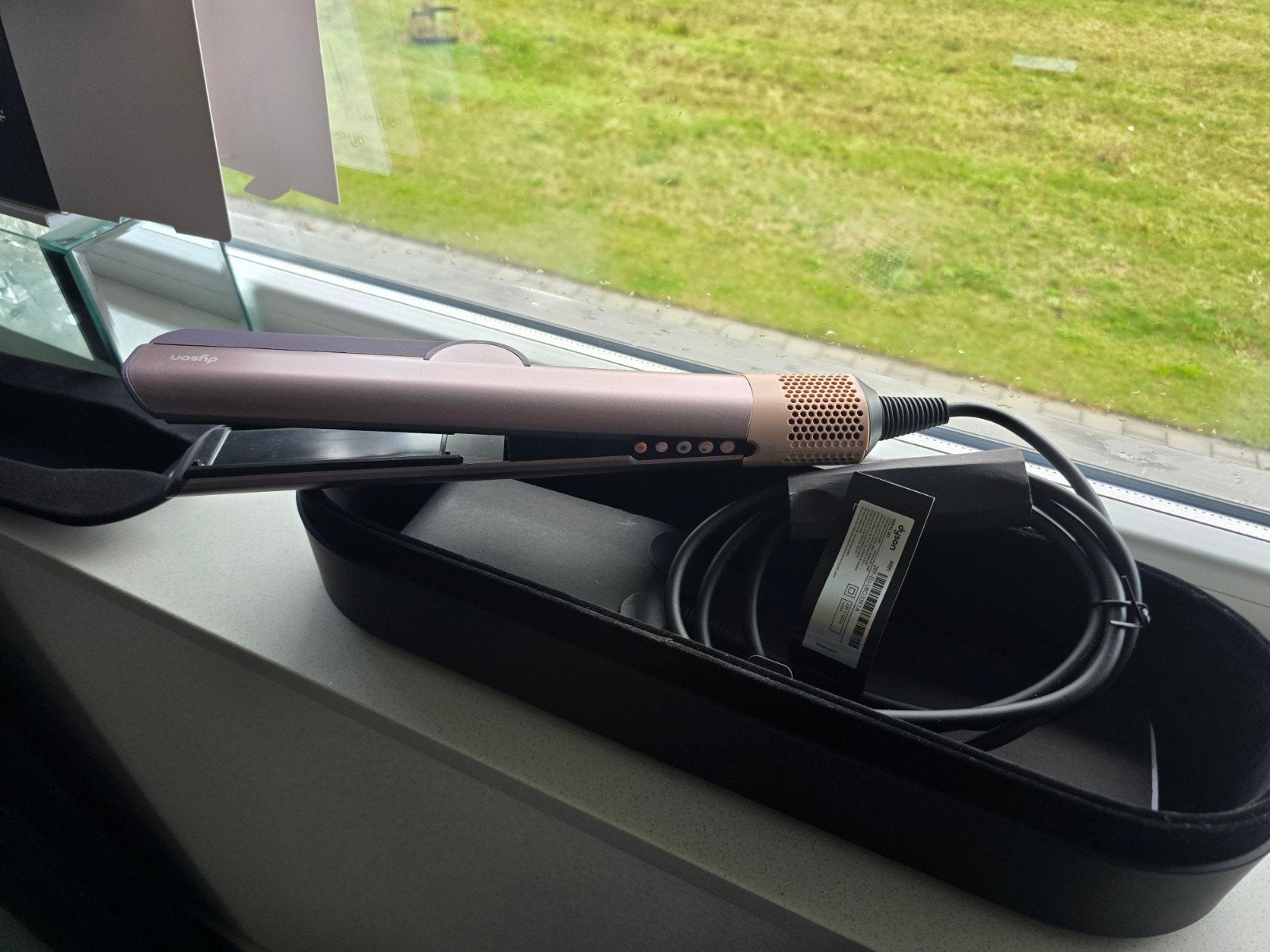 Dyson Airstrait - Haarstijl Tang en Föhn in 1 NIEUW, Ophalen of Verzenden, Zo goed als nieuw