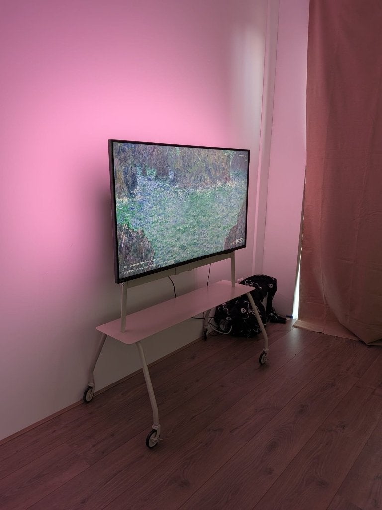 EJDRUP JYSK TV MEUBEL, Ophalen, Zo goed als nieuw, Minder dan 100 cm, Metaal