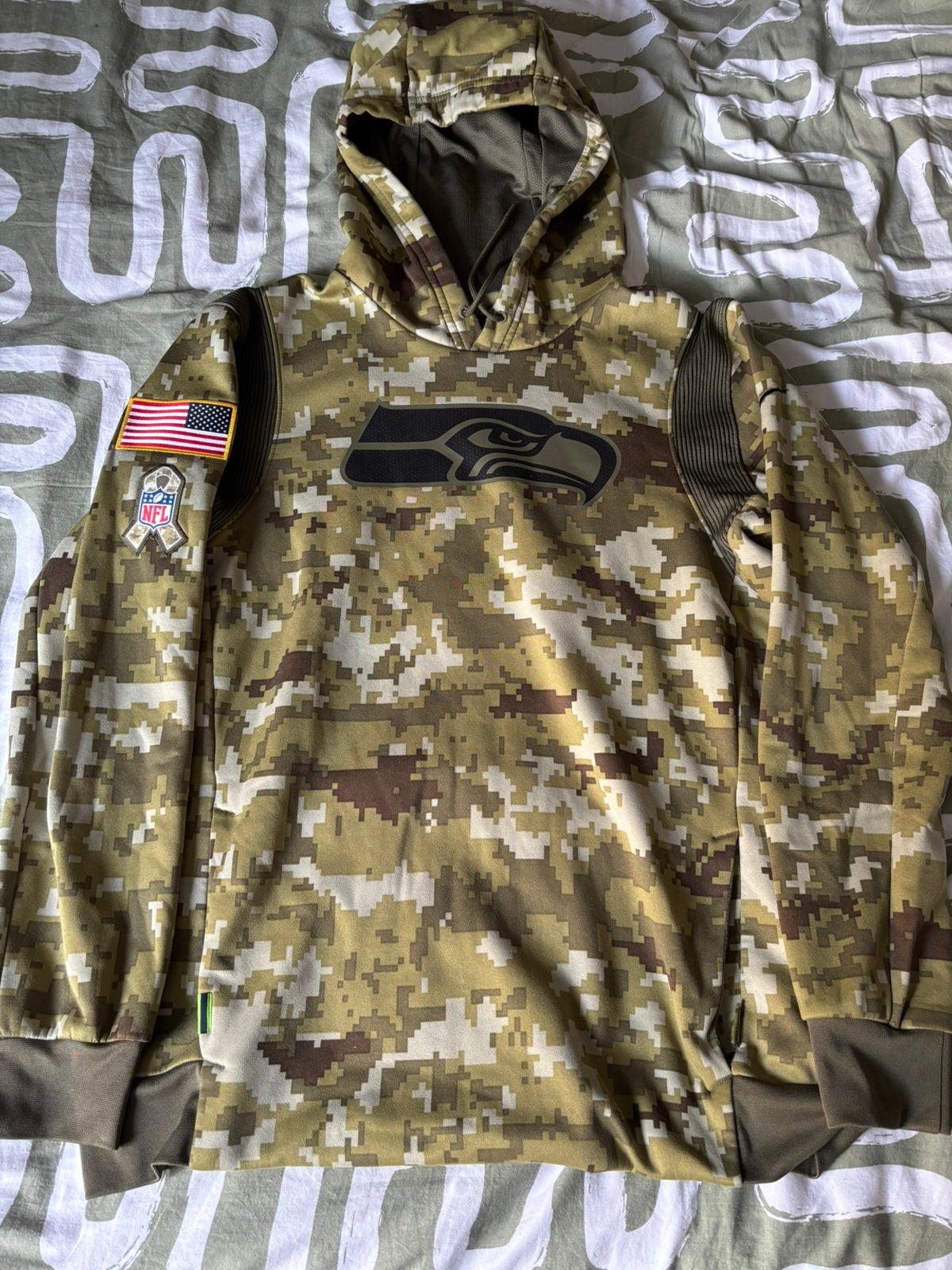 Seattle Seahawks Salute to the Service Nike hoodie (M), Ophalen of Verzenden, Zo goed als nieuw, Overige sporten, Overige typen