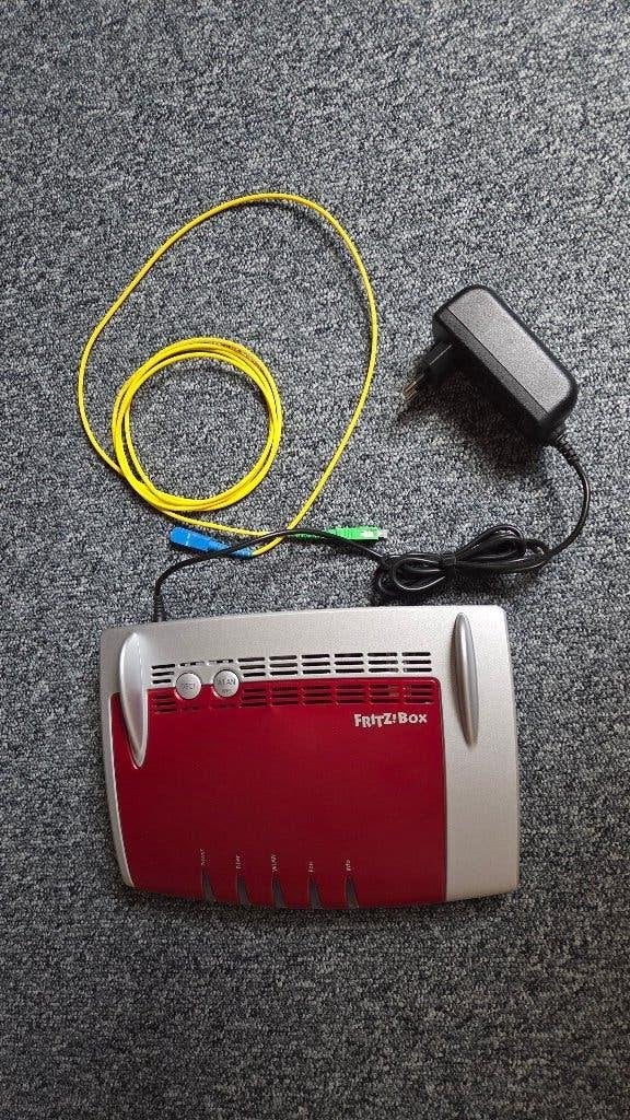 Fritzbox 5490 glasvezel router, Computers en Software, Verzenden, Zo goed als nieuw, Router met modem, FRITZ!Box