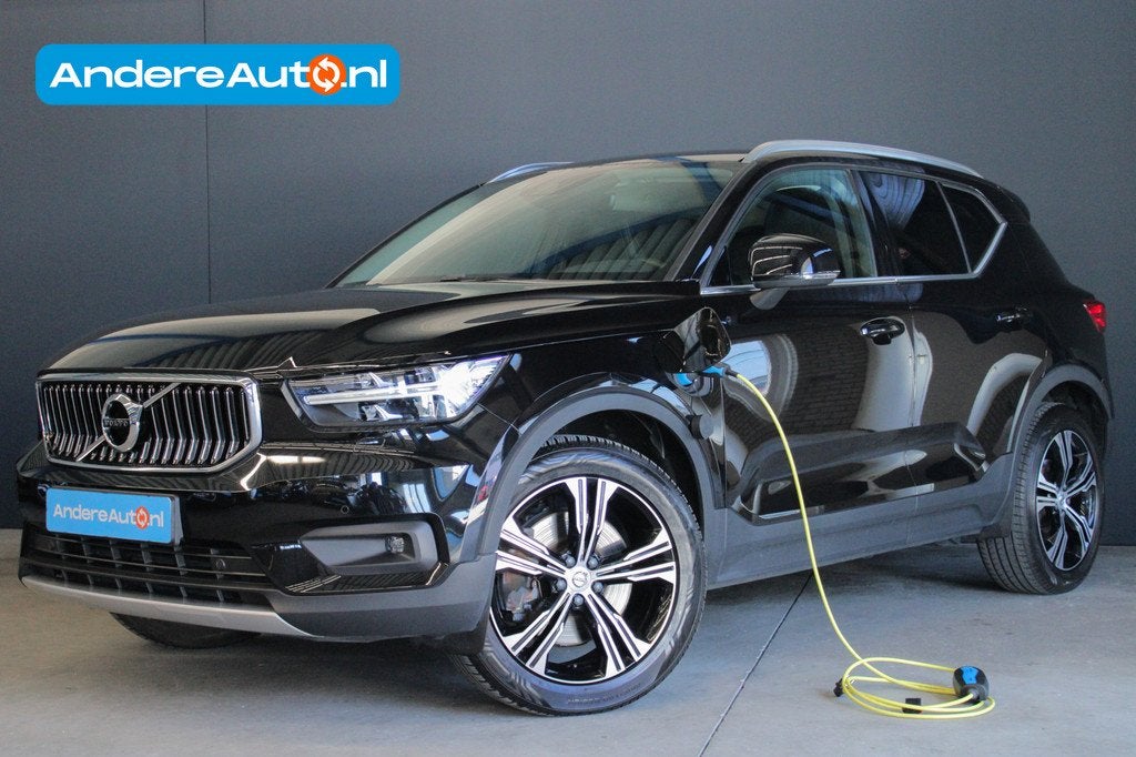 Volvo XC40 1.5 T4 Recharge Inscription Expression |H&K|trekh, Auto's, Volvo, Gebruikt, Zwart, Zwart, Leder