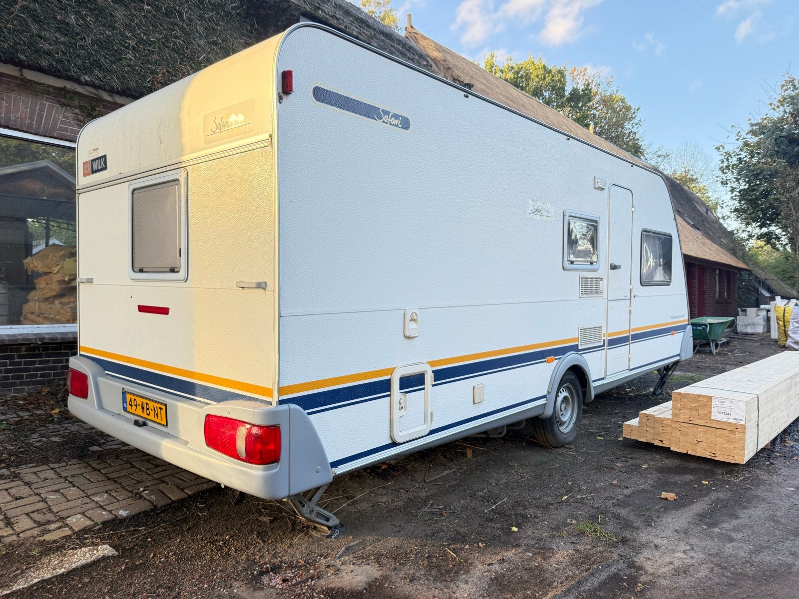 Wilk Safari 11W 2001 stapelbed 6 persoons, Caravans en Kamperen, Vast bed, Treinzit, Particulier, Voortentlamp