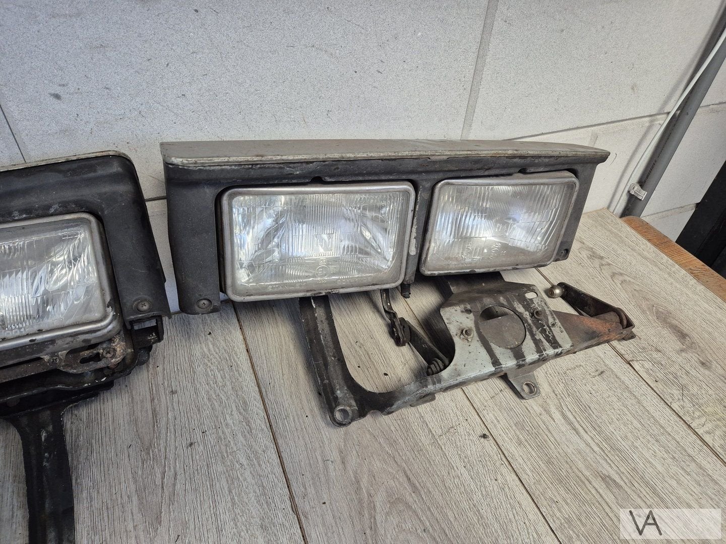 Mazda 929 coupe koplamp links rechts €200 /st 1982 - 1987, Gebruikt, -, -, Ophalen of Verzenden