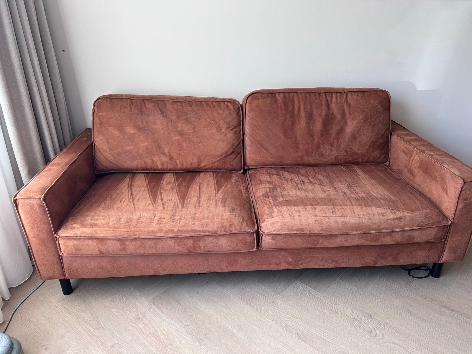 Comfortabele 2-zits bank in terracotta kleur, Ophalen, Gebruikt, Tweepersoons, 75 tot 100 cm