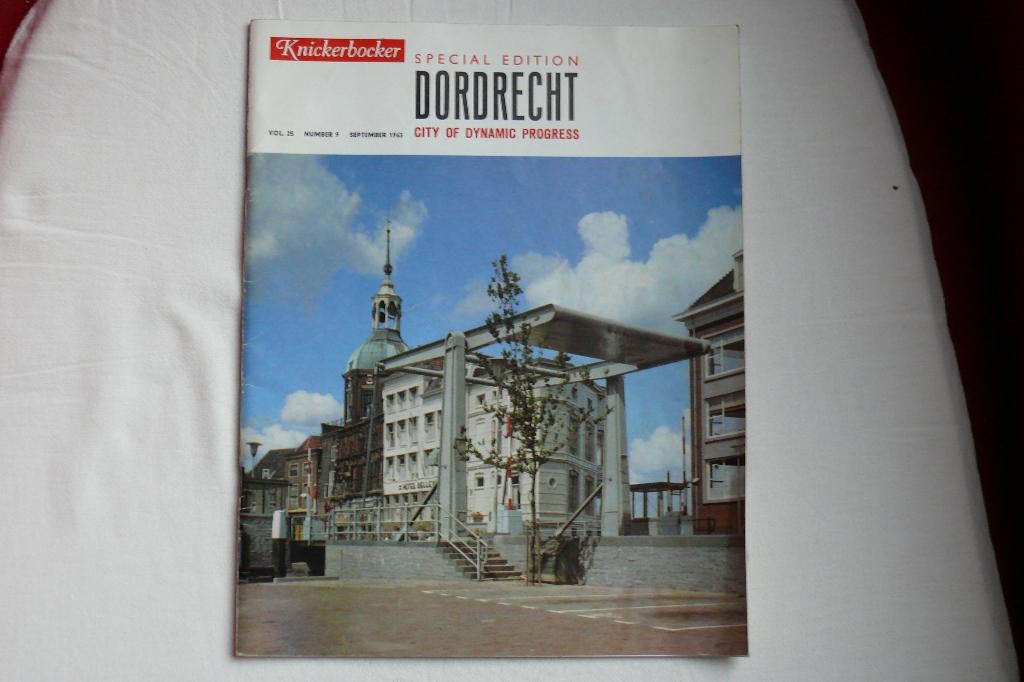 Dordrecht 1963, tijdschrift Knickerbocker, spec edition, Ophalen of Verzenden, 20e eeuw of later, Gelezen