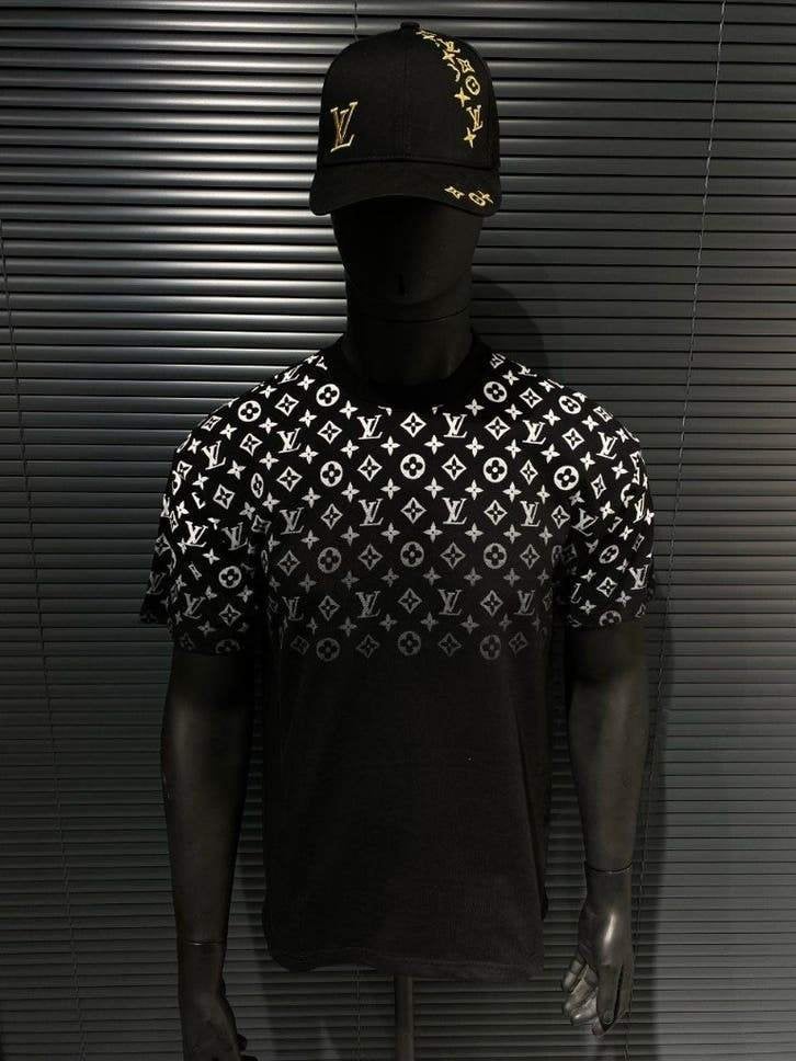 LÖÜ1S VYITT0N t shirt, Kleding | Heren, Ophalen of Verzenden, Nieuw, Zwart