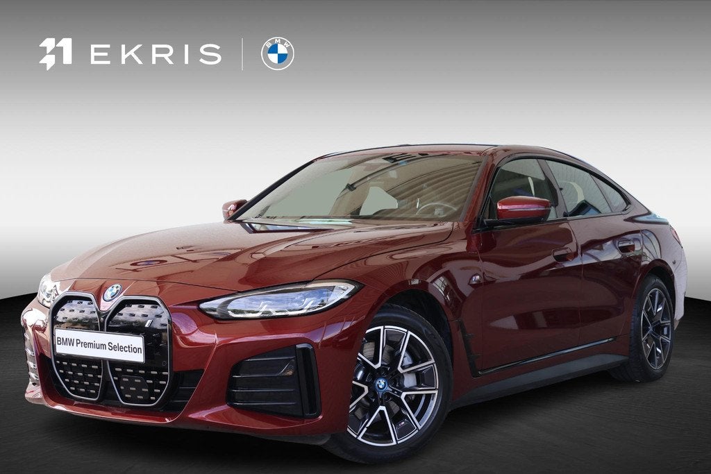 BMW i4 eDrive40 | M Sport | Stoelverwarming | Driving Assist, Auto's, BMW, Met garantie (alle), 340 pk, Geïmporteerd, 2025 kg