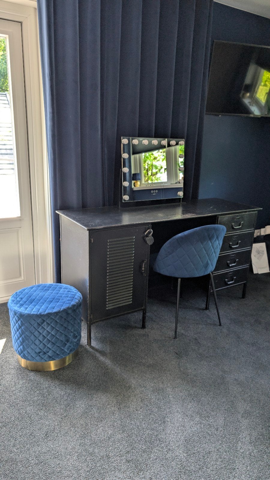Vintage Zwart Metalen Bureau met Lades en Kastje dressoir, Huis en Inrichting, Ophalen, Gebruikt