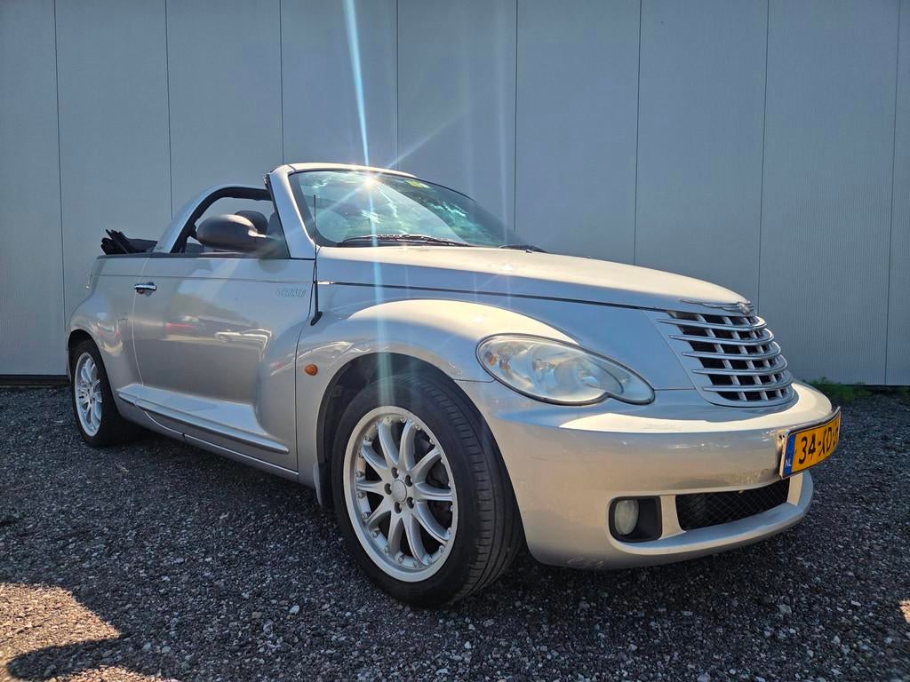 Chrysler PT Cruiser Cabrio 2.4i Limited, Auto's, Chrysler, Voorwielaandrijving, Stoelverwarming, 450 kg, Gebruikt