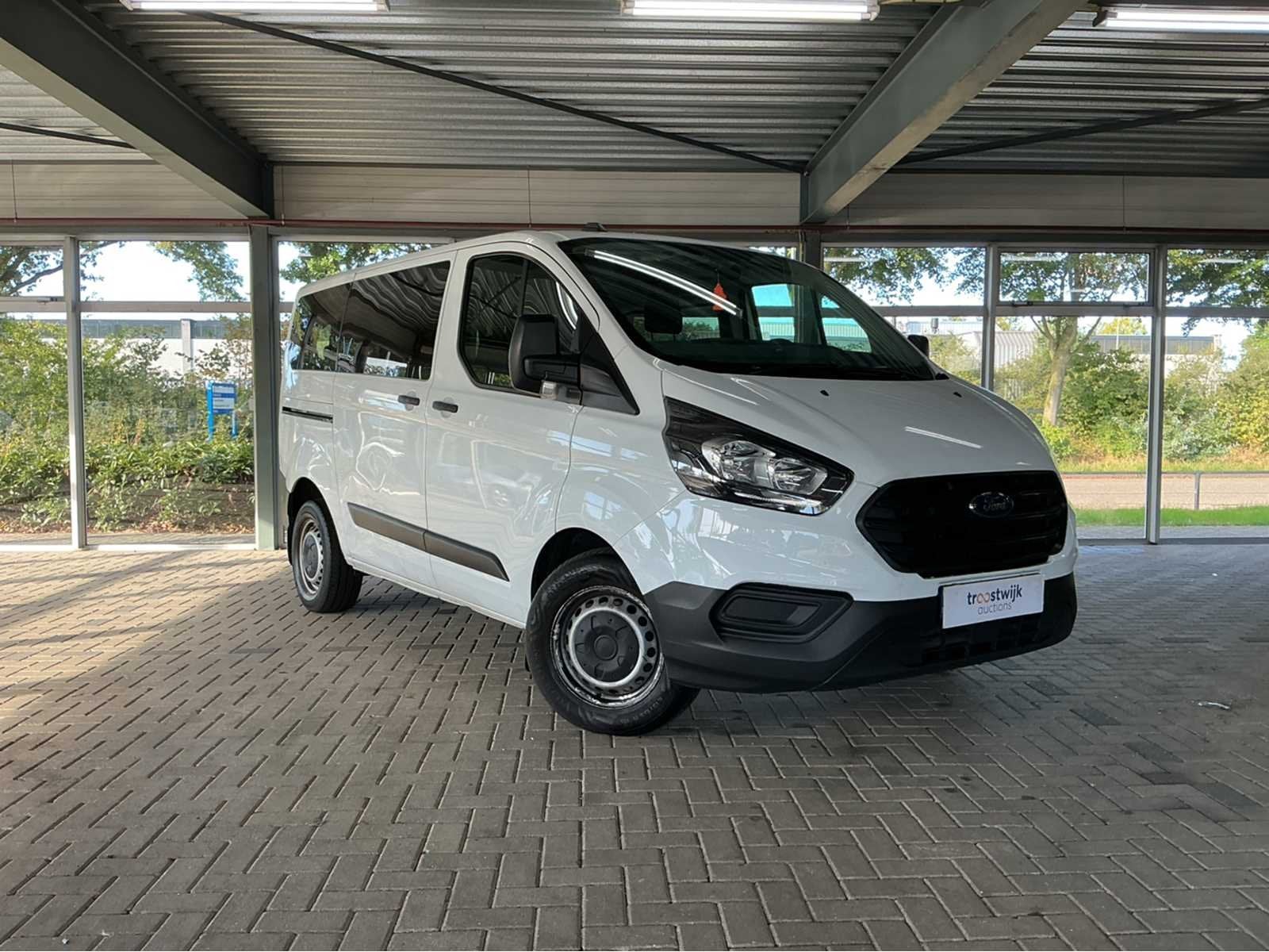 Ford Transit Custom 9-Persoons | Ruime & Comfortabele Person, Auto's, Euro 6, 4 cilinders, 255 €/maand, Wit