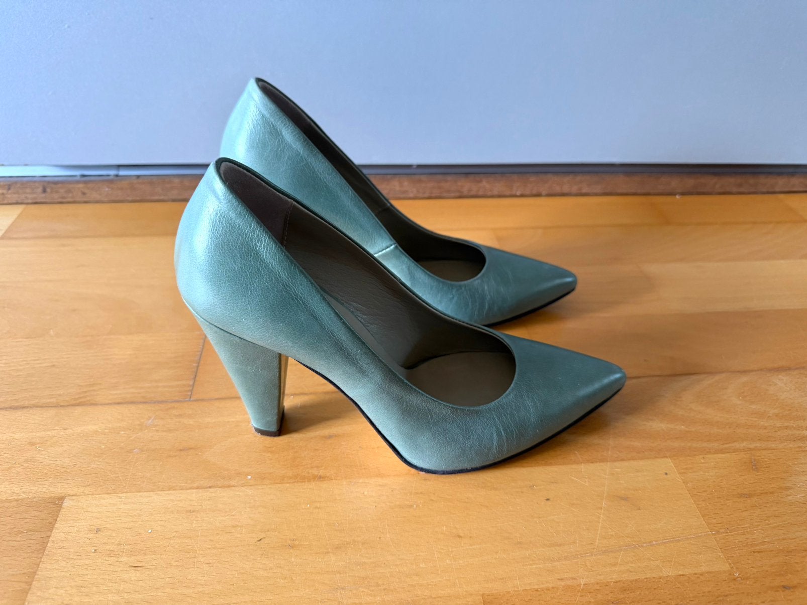 NOE groen blauw pumps maat 37.5, Pumps, Verzenden, Zo goed als nieuw, Groen
