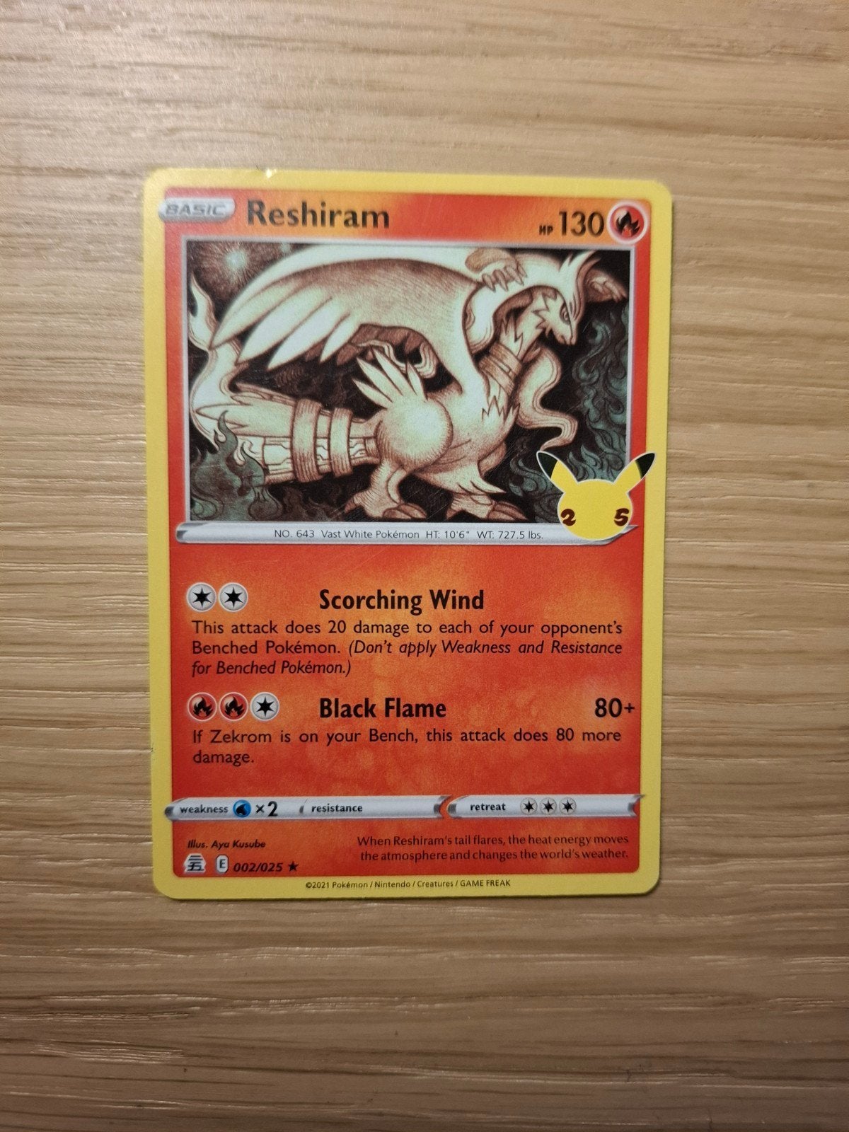 Reshiram Pokémon Kaart (licht beschadig, Hobby en Vrije tijd, Verzamelkaartspellen | Pokémon, Ophalen of Verzenden, Gebruikt, Losse kaart