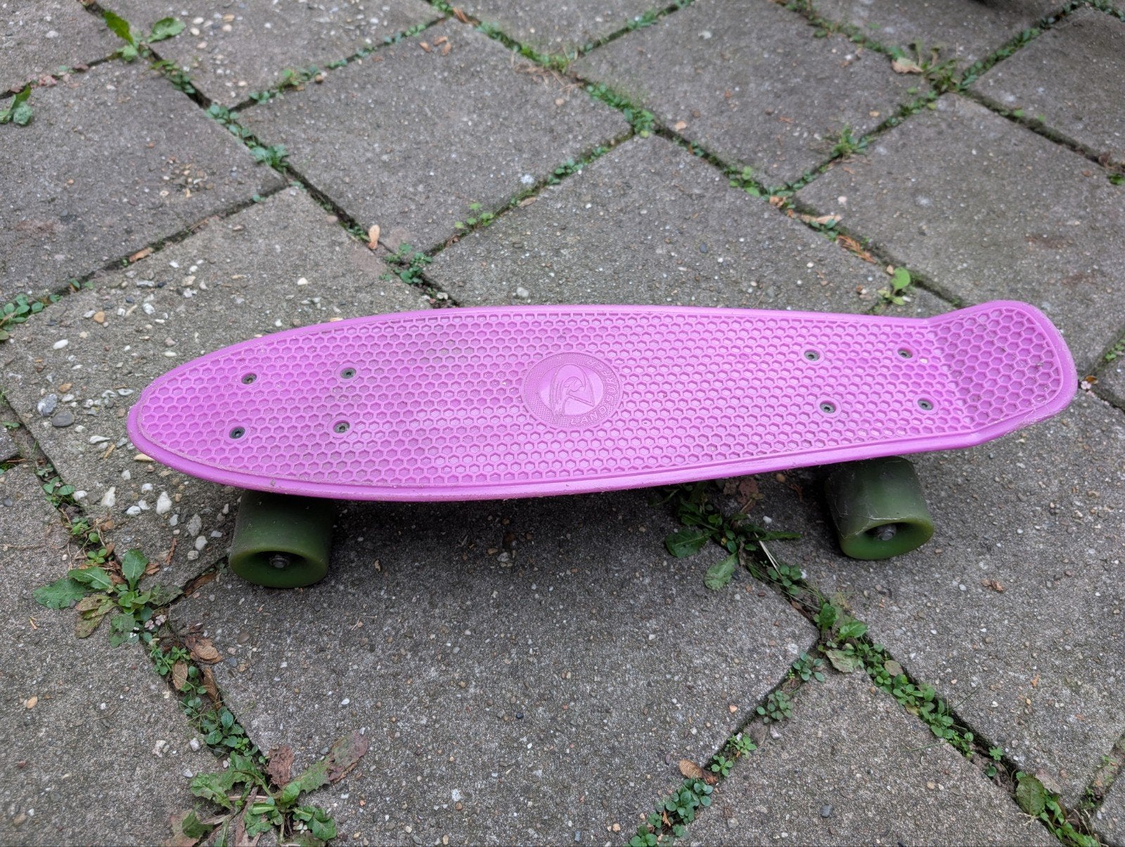 Klein roze skateboard - Ophalen in Mekkelholt, Ophalen, Gebruikt, Skateboard