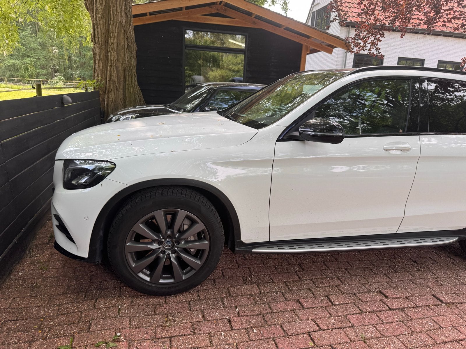 Mercedes GLC velgen met winterbanden (banden aan vervanging, Auto-onderdelen, Banden en Velgen, 19 inch, Gebruikt, Banden en Velgen