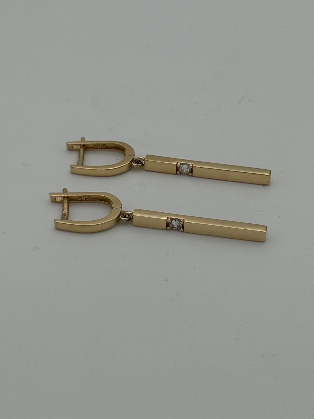 14 karaat gouden hangers oorbellen- dames, Sieraden, Tassen en Uiterlijk, Oorbellen, Hangers, Nieuw, Ophalen of Verzenden, Nvt