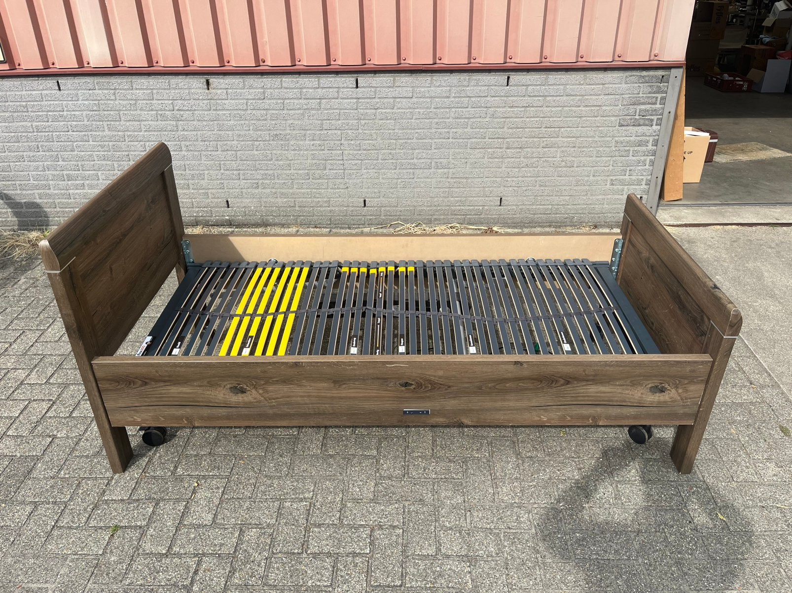 Eenpersoons electrisch verstelbaar bed 90x200, Ophalen, Verstelbaar, 90 cm, Eenpersoons