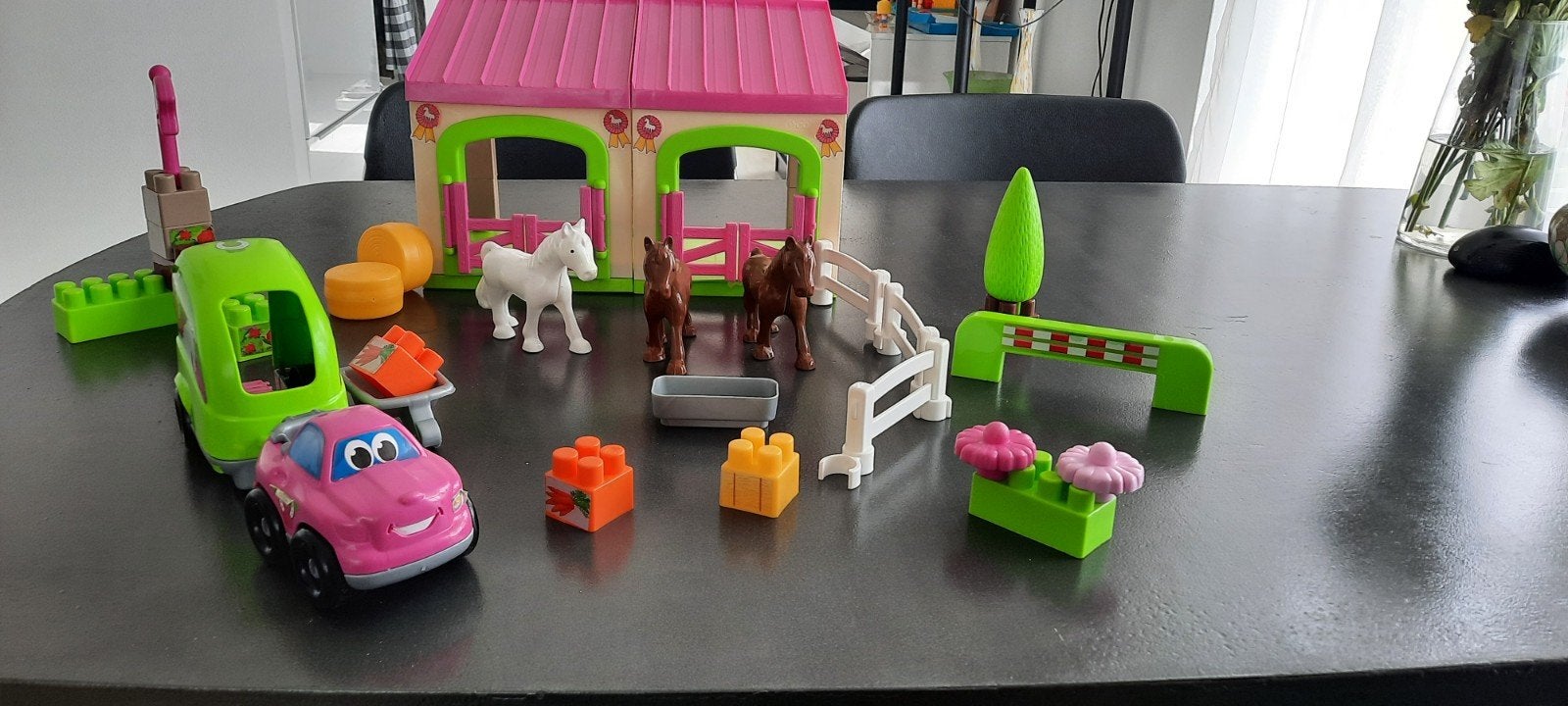Abrick Paardenstal Speelset met Auto en Paardentrailer: 5€, Ophalen of Verzenden, Zo goed als nieuw