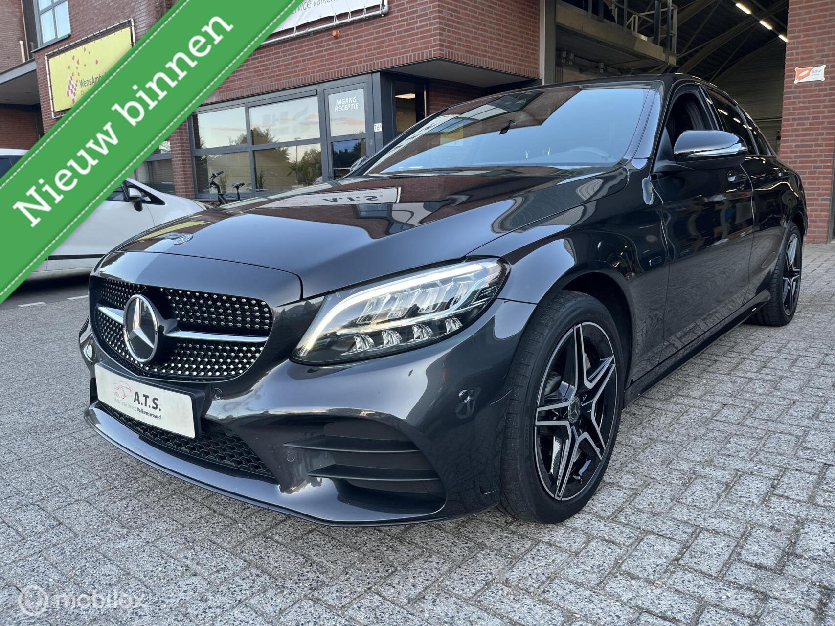 Mercedes C-klasse 300 e AMG*LED*CRUISE*CARPLAY*PDC*BURMESTER, Auto's, Automaat, Achterwielaandrijving, Euro 6, Leder