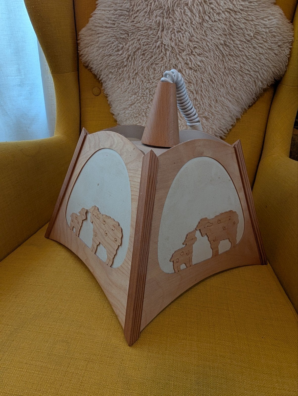antroposofische De Noest Plafondlamp met Schaapjes, Gebruikt, Kinderkamer, Speels, Landelijk, Hout, E27 (groot)