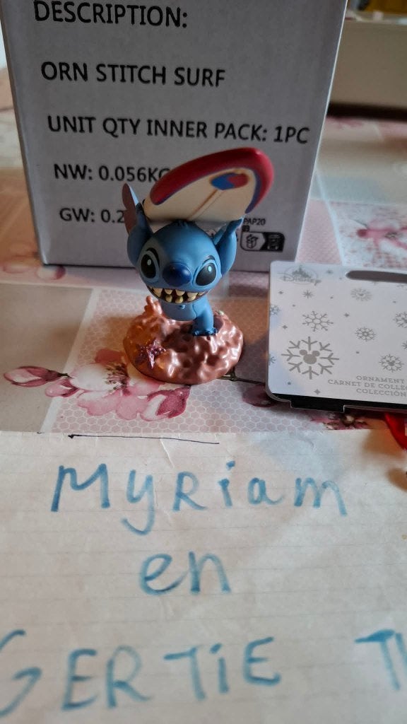 Disney Lilo and Stitch Surfbord ornament, Ophalen of Verzenden, Overige figuren, Nieuw, Beeldje of Figuurtje
