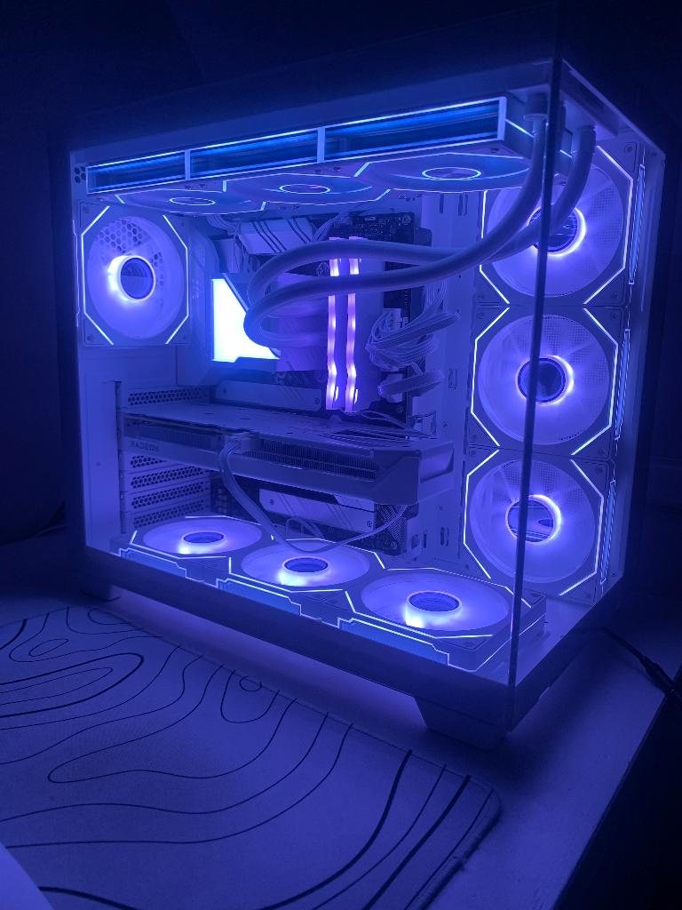 Gaming pc (rx 9060xt 16gb + ryzen 7 5700x), 32 GB, Zelf gebouwde pc, Nieuw, Ophalen of Verzenden