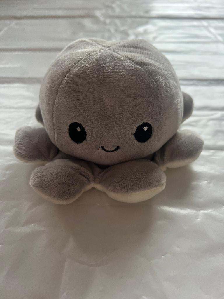 Reversible octopus knuffel boos/blij plush toy cadeau, Verzenden, Overige typen, Grijs, Zo goed als nieuw